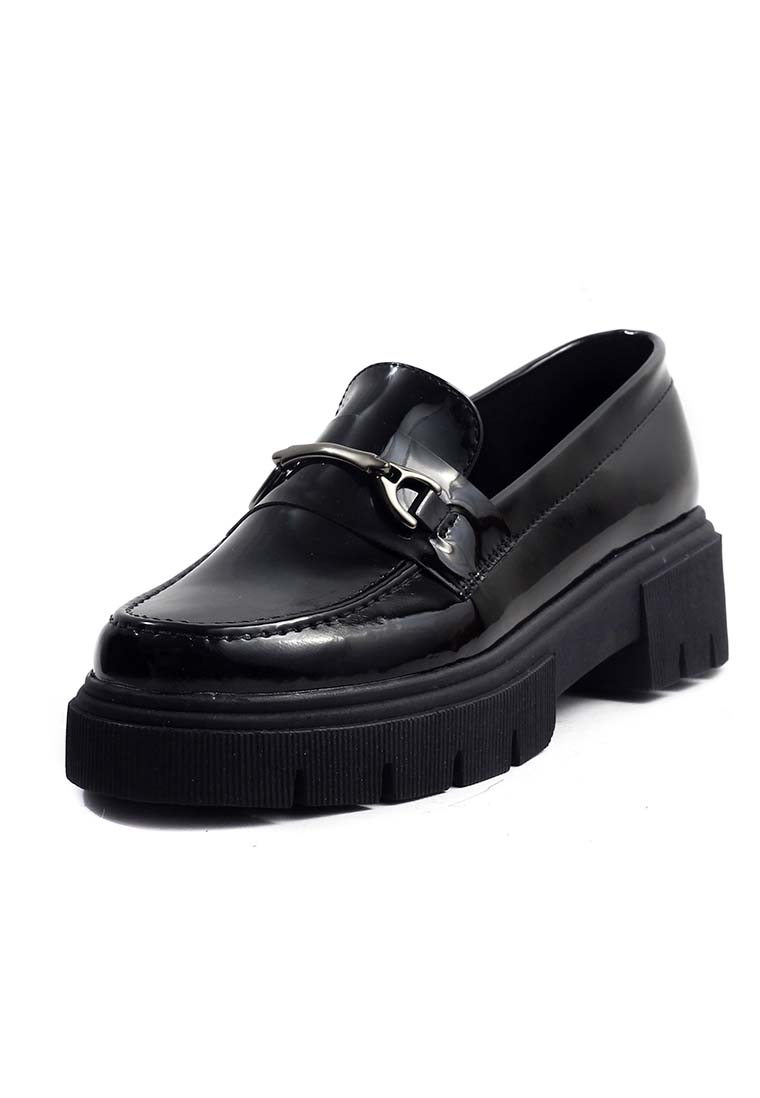 Mocasines Charol Negro OCAi - Juli