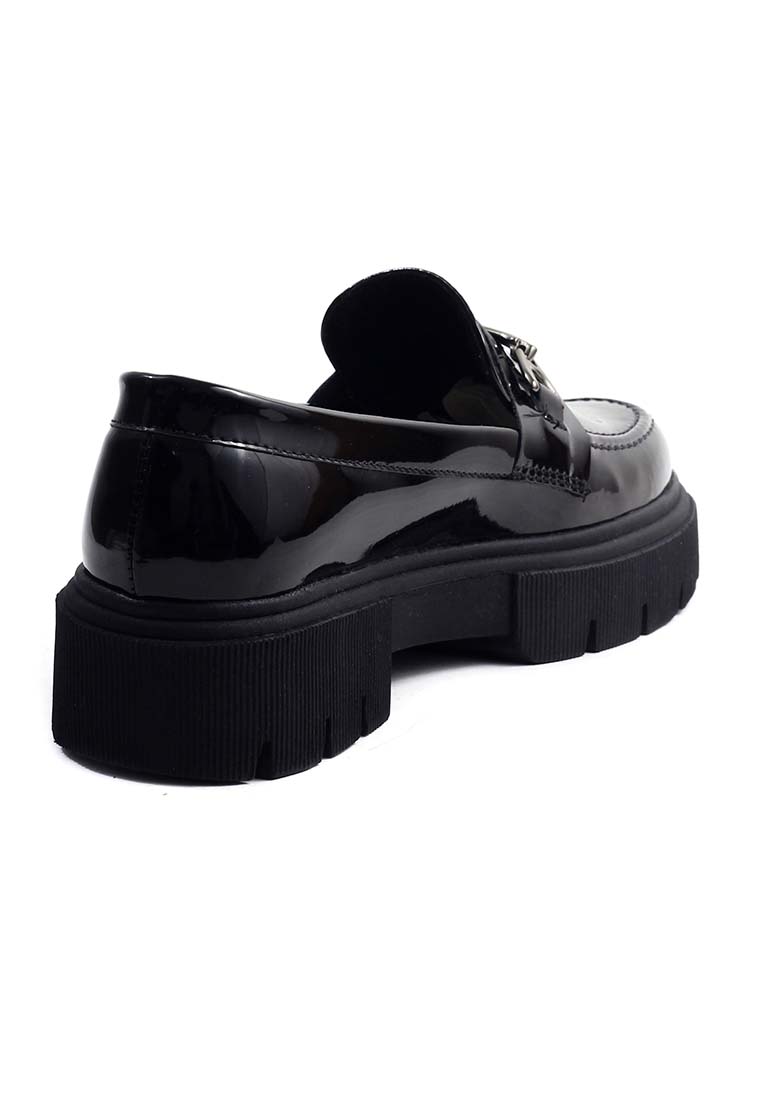 Mocasines Charol Negro OCAi - Juli